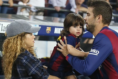 Shakira ir Gerardas Pique su sūnumi Milanu