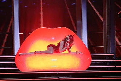 Seksualioji popmuzikos žvaigždė Kylie Minogue Kaune kurstė gerbėjų aistras