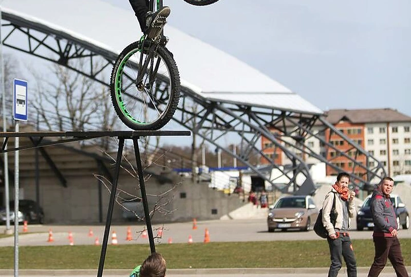 „GreenTrials“ dviratininkai