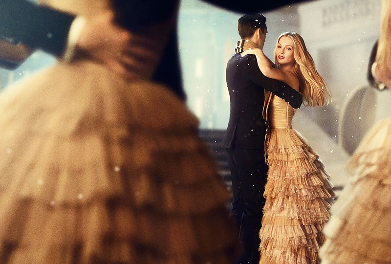 Hannah Dodds ir Andersas Haywardas kalėdinėje „Burberry“ reklamoje