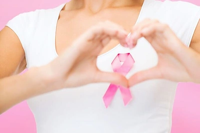 Krūties vėžys – liga, kuri nepaiso nei mūsų amžiaus, nei gyvenimo įpročių