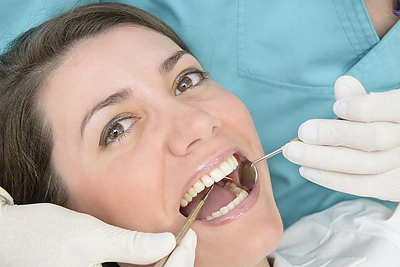 5 klausimai apie dantų implantaciją