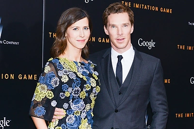 Benedictas Cumberbatchas per filmo premjerą pristatė savo sužadėtinę Sophie Hunter