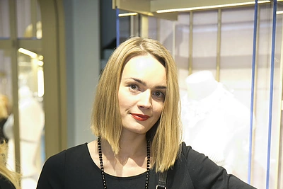 Prabangių apatinių salono atidarymo nepraleido ir šukuoseną pakeitusi Jurgita Jurkutė