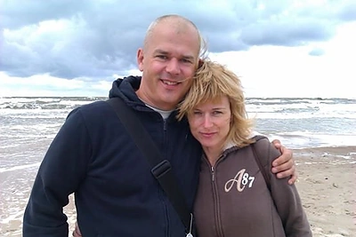 Žiauriai sumušto menininko Tomo Dobrovolskio žmona: „Medikai sakė, kad neturėčiau vilčių. Aš turiu“