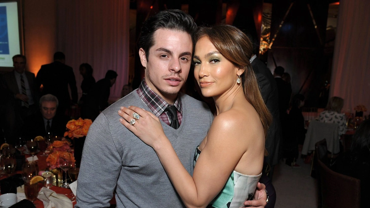 Jennifer Lopez ir Casperas Smartas