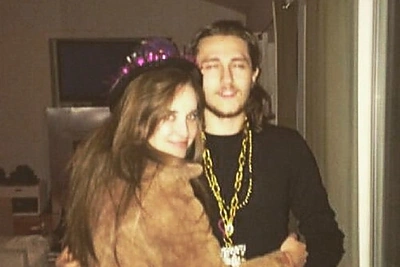 Arnoldo Schwarzeneggerio dukra susitikinėja su Miley Cyrus broliu