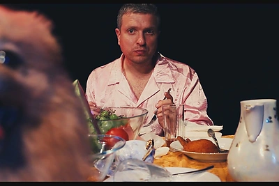 Naujame „Čilinam“ klipe grupės „Bavarija“ scenos kostiumai prikelti antram gyvenimui