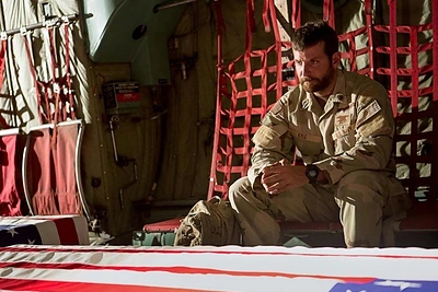 Bradley Cooperis filme „Amerikiečių snaiperis“