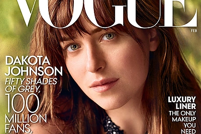 „Penkiasdešimties pilkų atspalvių“ žvaigždė Dakota Johnson – ant „Vogue“ viršelio