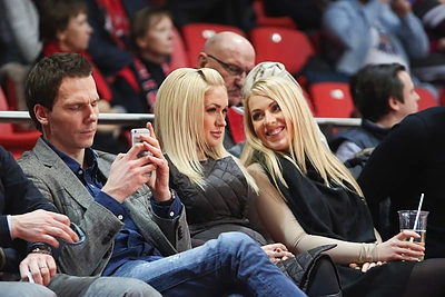 Oksana Pikul-Jasaitienė krepšinio rungtynes žiūrėjo ramiai – lyg žinotų, kas laimės