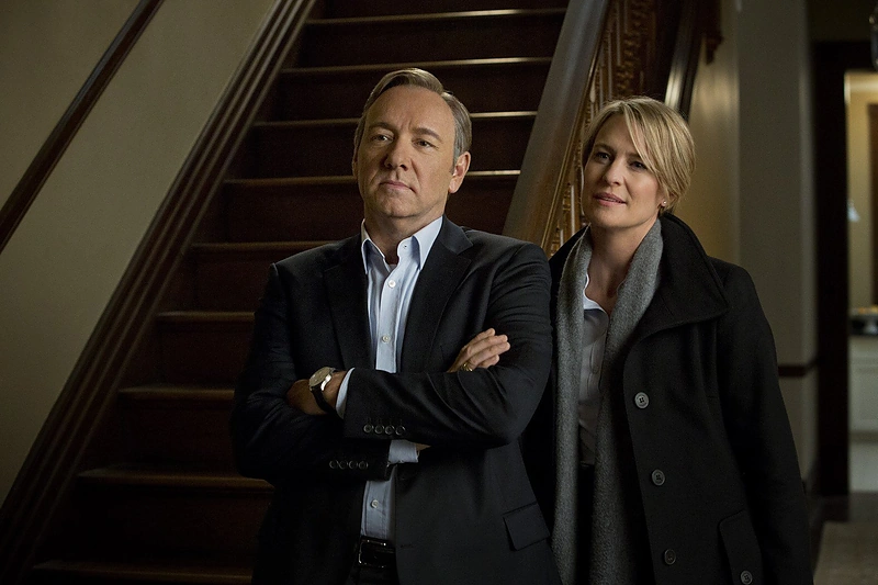 Robin Wright ir Kevinas Spacey seriale „Kortų namelis“