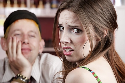 5 būdai užbaigti pasimatymą, kai žmogus netraukia