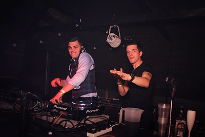 Londone „Radistai“ atsakė į klausimą, ar tikrai emigrantai – kiaunės ir „urodai“?