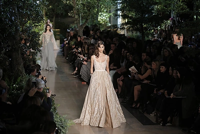 Mados namų „Elie Saab“ pavasario/vasaros kolekcija