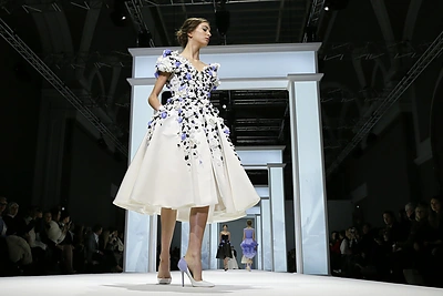 Mados namų „Ralph & Russo“ pavasario / vasaros kolekcija