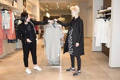 Stilingų drabužių ir aksesuarų žymėjimas „Panoramos“ parduotuvėse