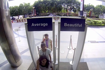 Tyrimas: net 96 proc. moterų nelaiko savęs gražiomis