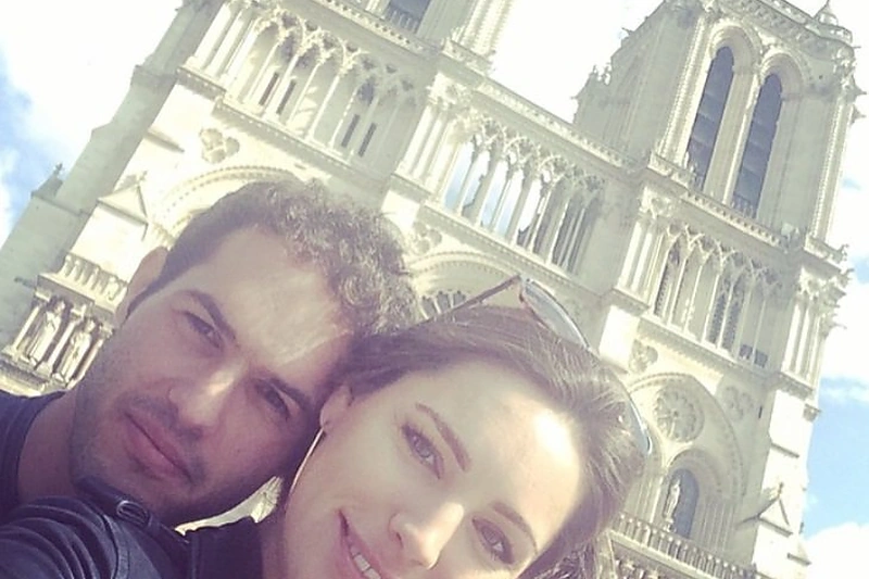 Kelly Brook ir Jeremy Parisis