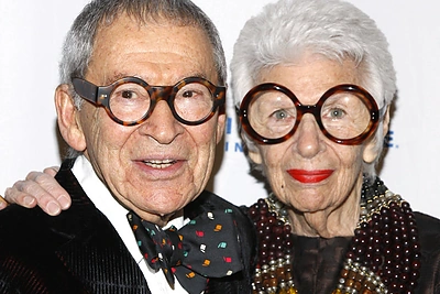 Iris Apfel su vyru Carlu Apfelu / Vida Press nuotr.