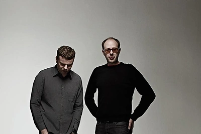 Elektronikos dievų „The Chemical Brothers“ koncertui ruošiama papildoma elektros srovė
