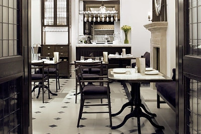 „Burberry“ kavinė Londone