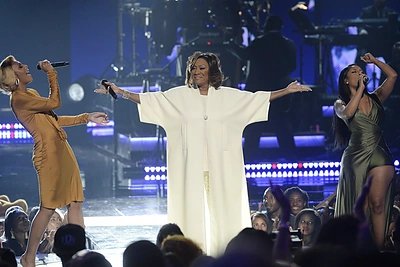 Patti LaBelle pasirodymas su Tamar Braxton ir K. Michelle