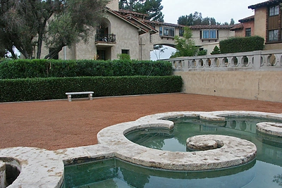 Buvęs vienuolynas, kurį nusipirko Katy Perry