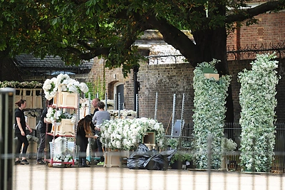 Kensingtono rūmų oranžerija ruošiama Nicky Hilton ir Jameso Rothschildo vestuvėms