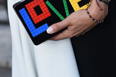 Aukštosios mados savaitės viešnių aksesuarai