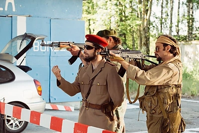 Naują klipą pristatantys „Antikvariniai Kašpirovskio dantys“ imitavo konfliktą Venesuelos pasienyje