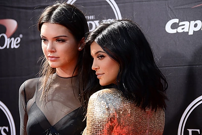 Šokiruojantys skaičiai: kiek kainuoja vienas garsenybių įrašas instagrame?