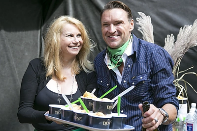 Žilvinas Grigaitis su žmona Elle Martin Grigaitis
