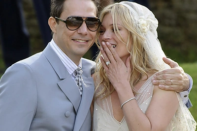 Kate Moss ir Jamie Hince'as (2011 m.)