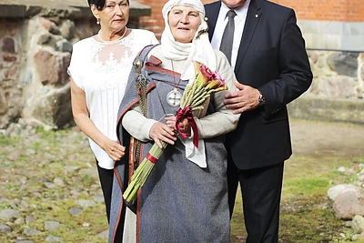 Ona Skaistutė Idzelevičienė, Irena Nakienė-Kontautaitė ir Vytautas Grubliauskas