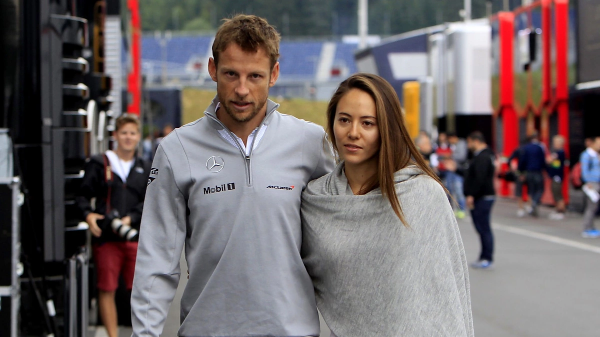 Jensonas Buttonas ir Jessica Michibata