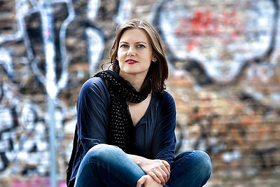 Lina Ever: „Apie moteriškus romanus ir knygų terapiją“