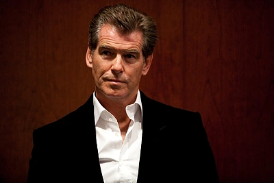 Pierce'as Brosnanas: „Džeimsui Bondui metas tapti juodaodžiu arba gėjumi“