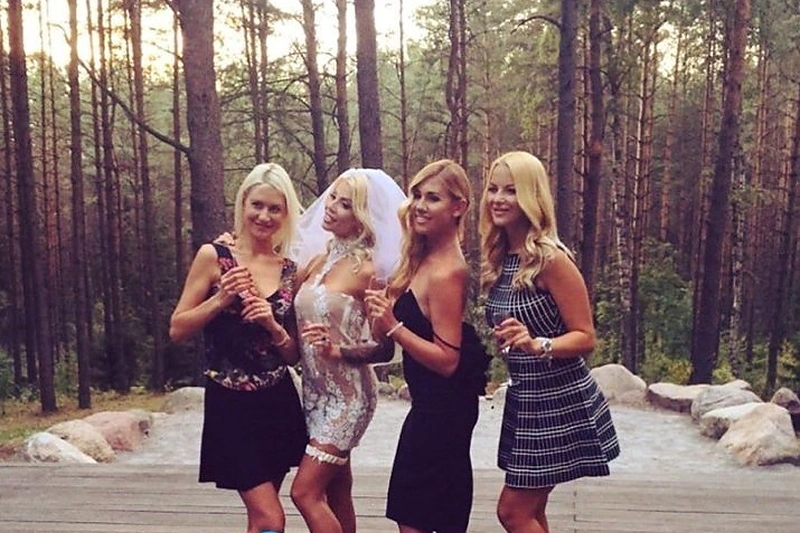 Marinos Bui mergvakaris