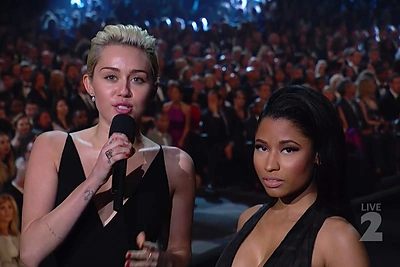 Bręsta intriga dėl Miley Cyrus ir Nicki Minaj pasirodymo MTV vaizdo klipų apdovanojimų ceremonijoje