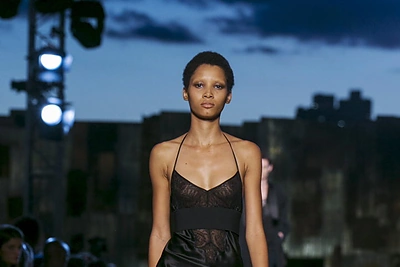 „Givenchy“ mados šou Niujorko mados savaitėje akimirka