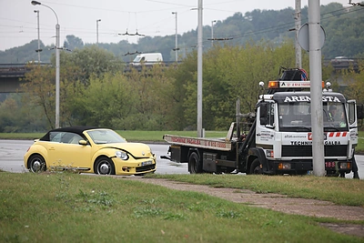 Eglės Straleckaitės „Volkswagen Beetle“ pateko į avariją