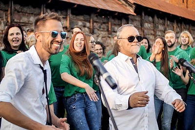 Lino Adomaičio ir Gyčio Paškevičiaus premjera: pristato dainą Lietuvai „Kol kartu“