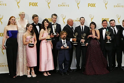 „Emmy“ apdovanojimuose geriausiu metų serialu išrinkti „Sostų karai“