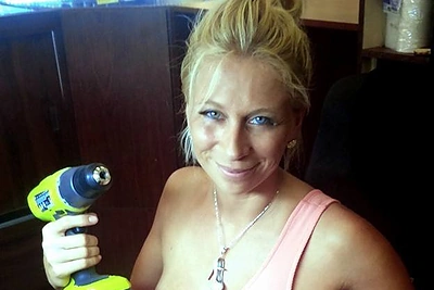 Erika Santos Majamyje ėmėsi papuošalų prekybos: „Sunkiausios grandinės pas mus kainuoja daug pigiau“