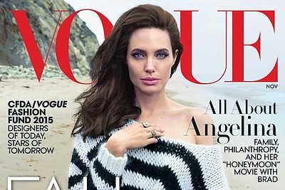 „Vogue“ fotosesijoje Angelina Jolie pozavo su visa gausia savo šeimyna