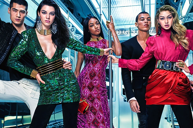 „H&M“ atskleidė kortas – pademonstravo visą su „Balmain“ kurtą kolekciją