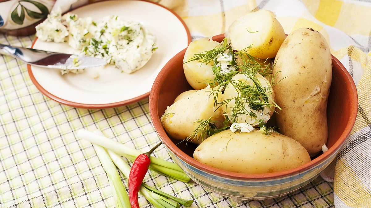 Virtos bulvės su lupenomis