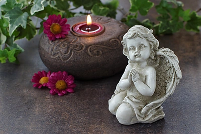 Floristas Andrius Plindinas: „Gyviesiems nešamas porinis gėlių skaičius, o mirusiesiems – neporinis“