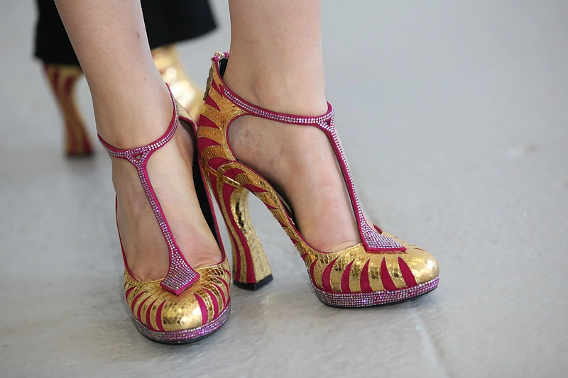 6 patarimai, ką daryti, kad aukštakulniai nevirstų kankinimo įrankiu